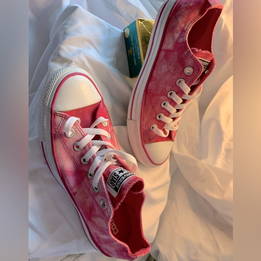 Converse Pink/White tie dye sneakers Size 7